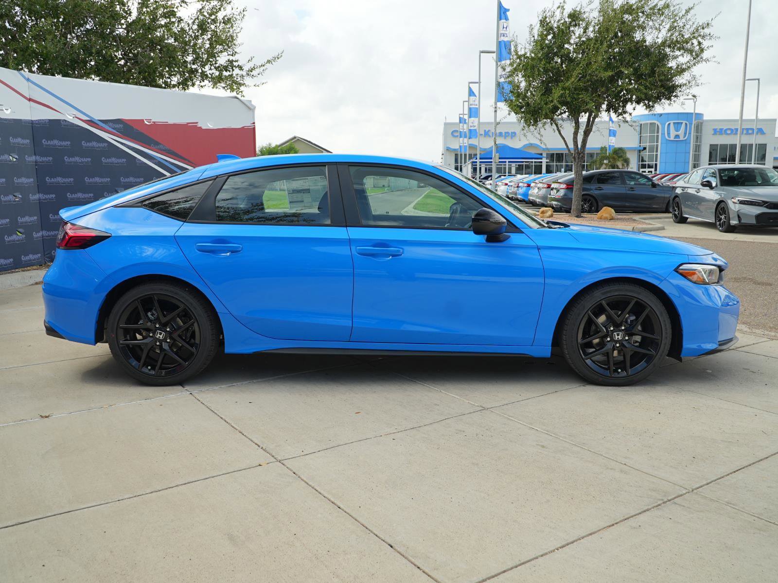 Used 2026 Honda Civic Sport image 4