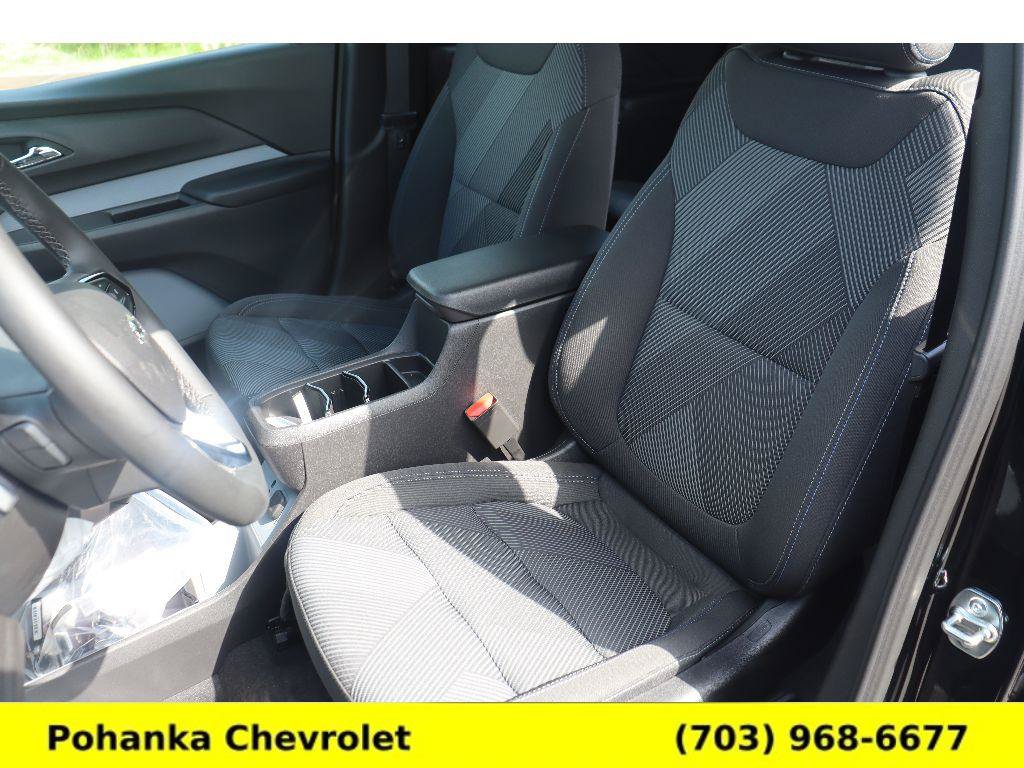 New 2027 Chevrolet Bolt LT w/ Comfort Package FWD image 24