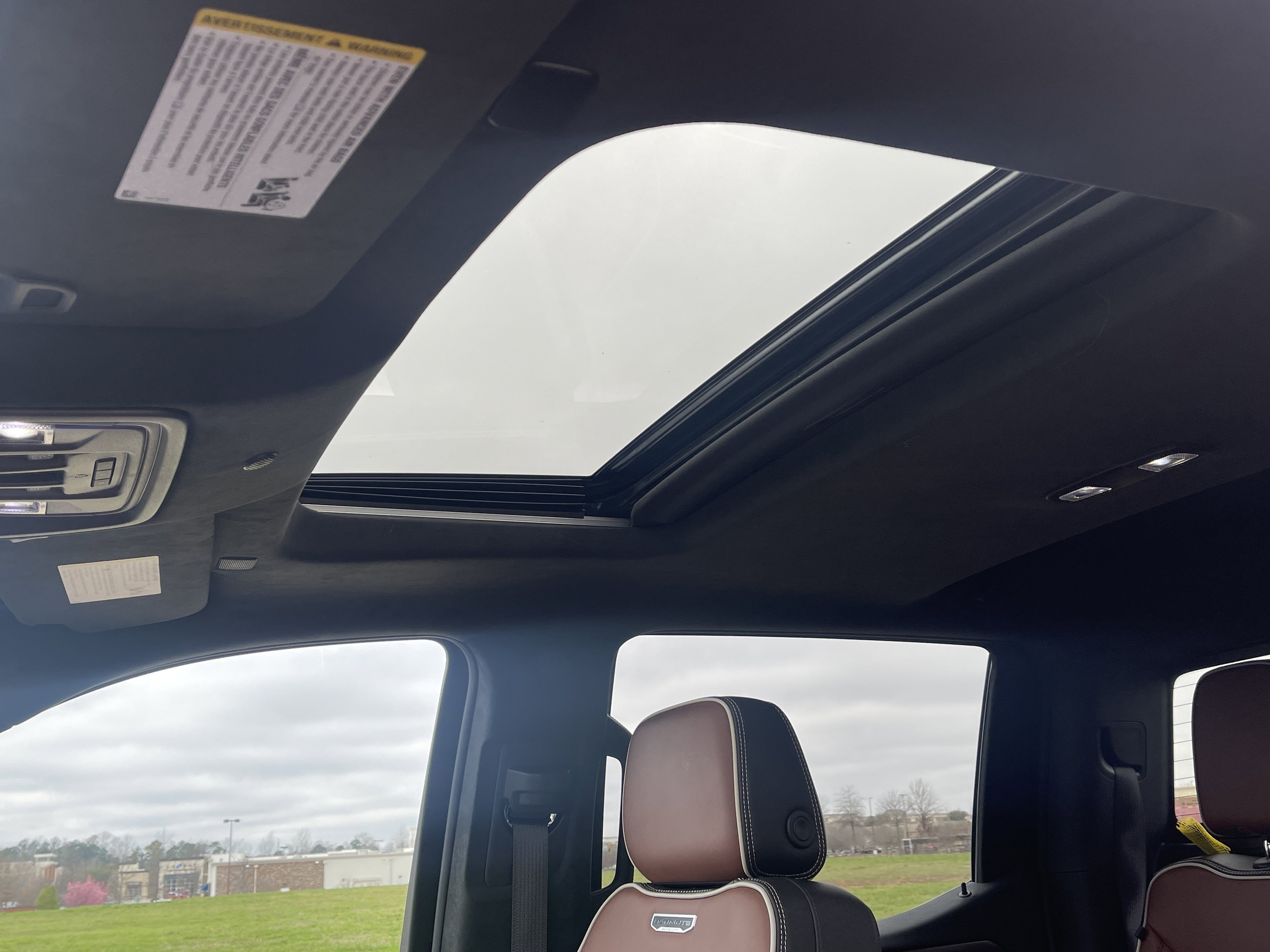 Used 2023 GMC Sierra 1500 Denali Ultimate image 11