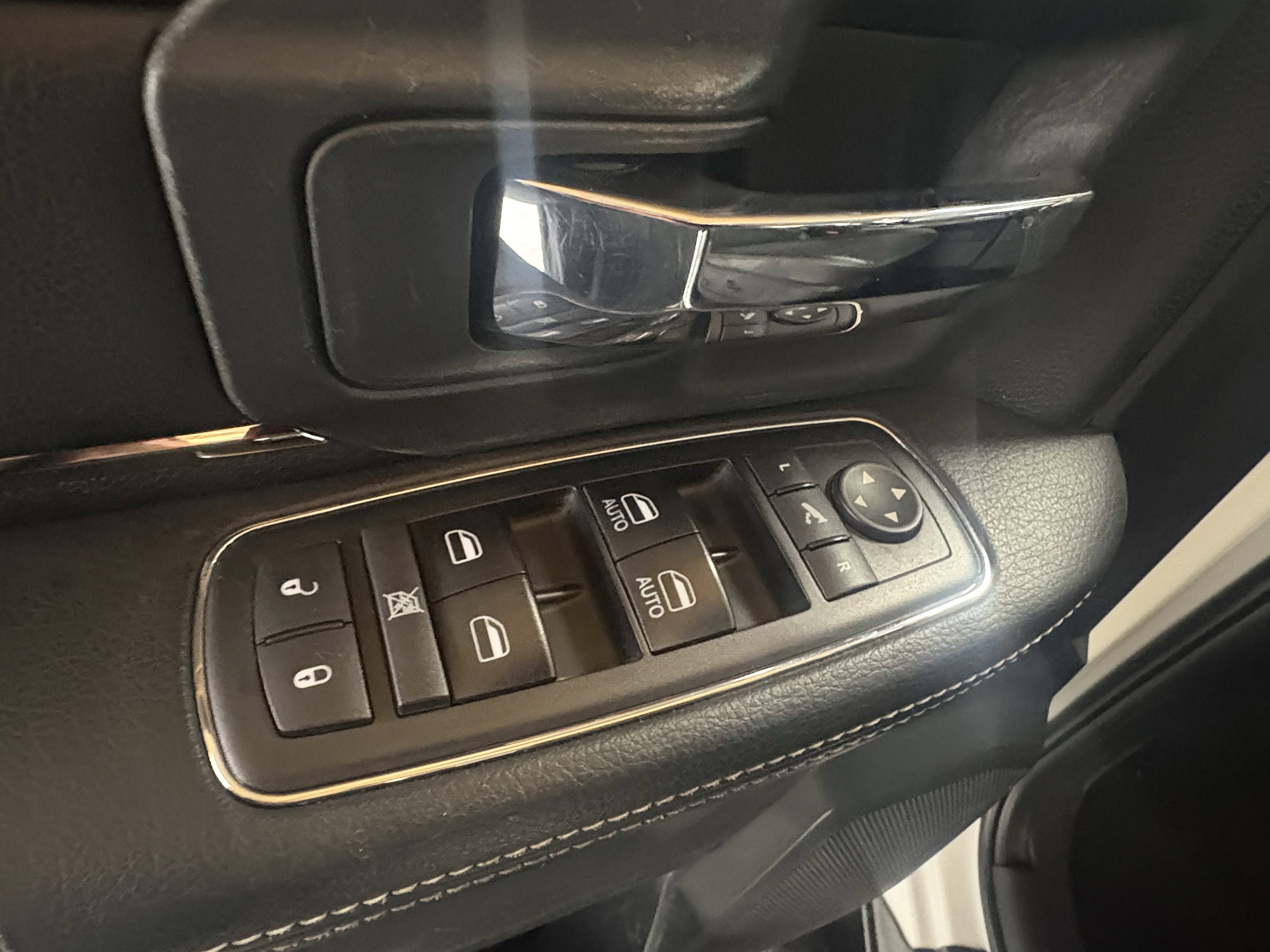 Used 2018 RAM 1500 Sport w/ Comfort Group image 26