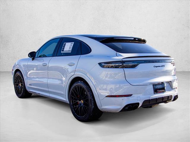 Used 2022 Porsche Cayenne GTS image 7