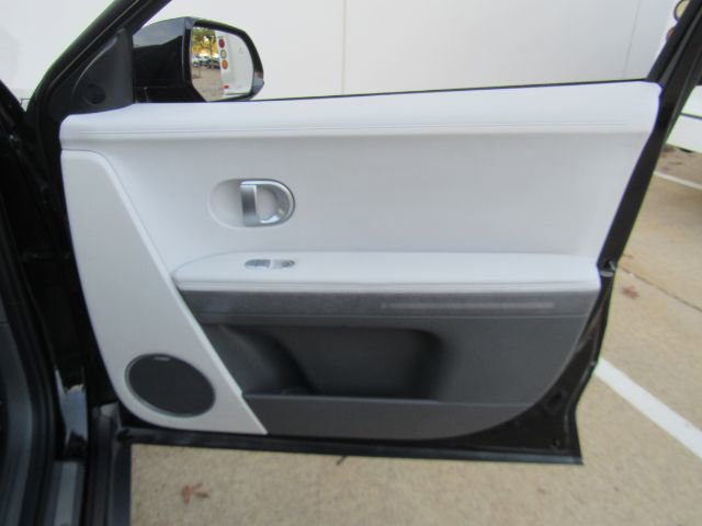 Used 2023 Hyundai Ioniq 5 Limited w/ Cargo Package image 22