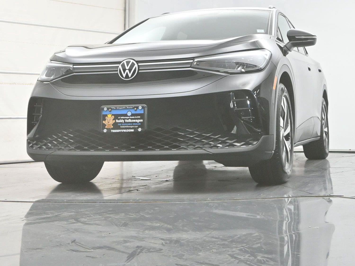 Certified 2024 Volkswagen ID.4 2WD image 31