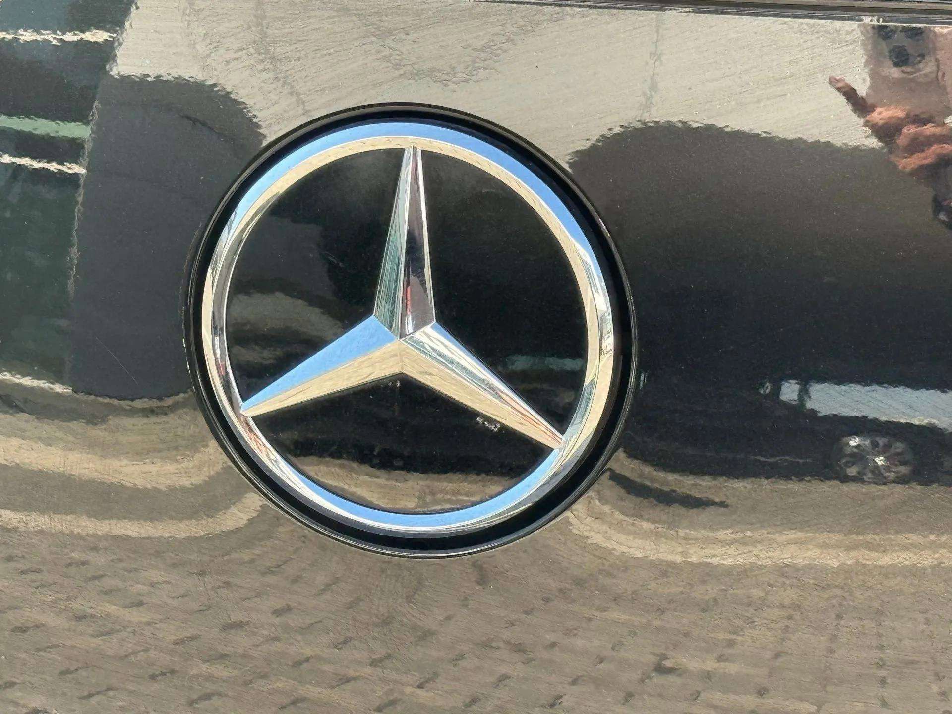 Used 2023 Mercedes-Benz E 450 Cabriolet w/ AMG Line image 40