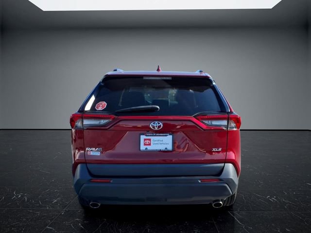 Certified 2023 Toyota RAV4 XLE Premium FWD image 4