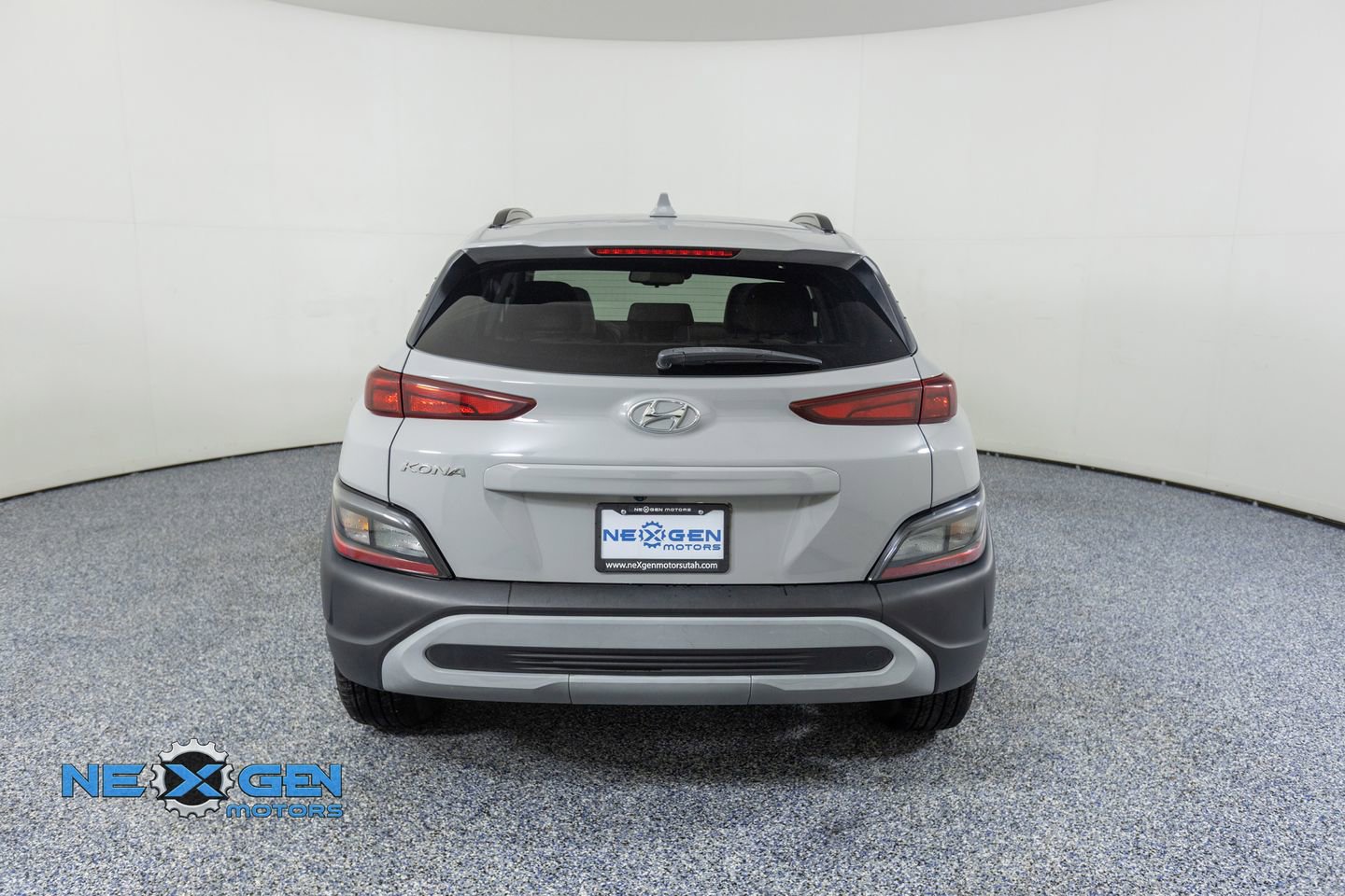 Used 2023 Hyundai Kona SEL image 6