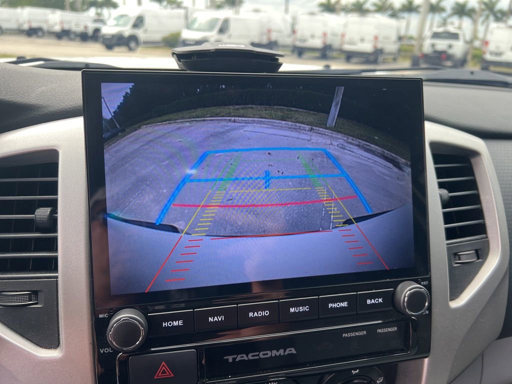 Used 2015 Toyota Tacoma PreRunner w/ TRD Off-Road Package RWD image 49