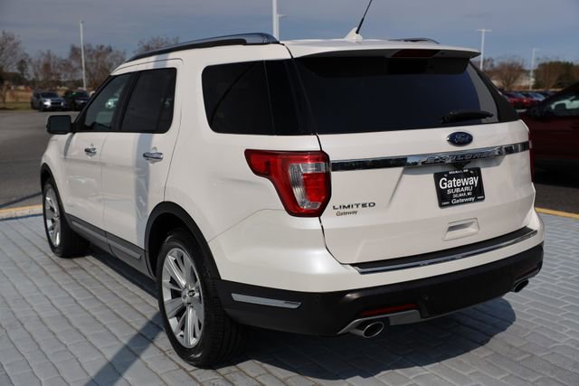 Used 2019 Ford Explorer Limited w/ Class III Trailer Tow Package image 3