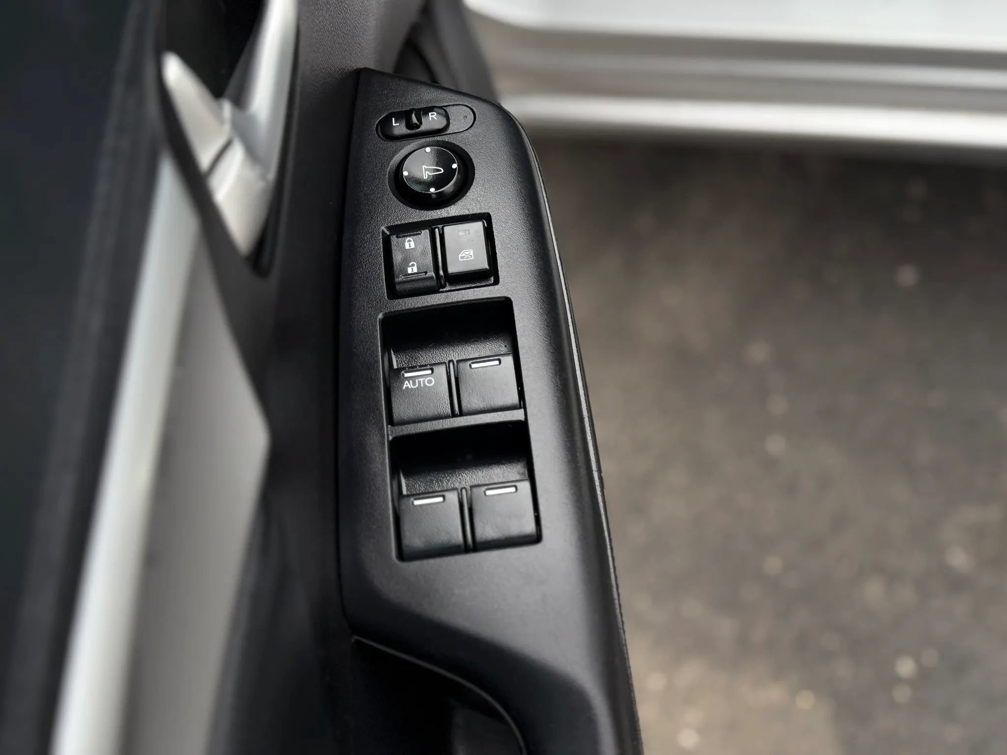 Used 2014 Honda Civic EX-L image 27