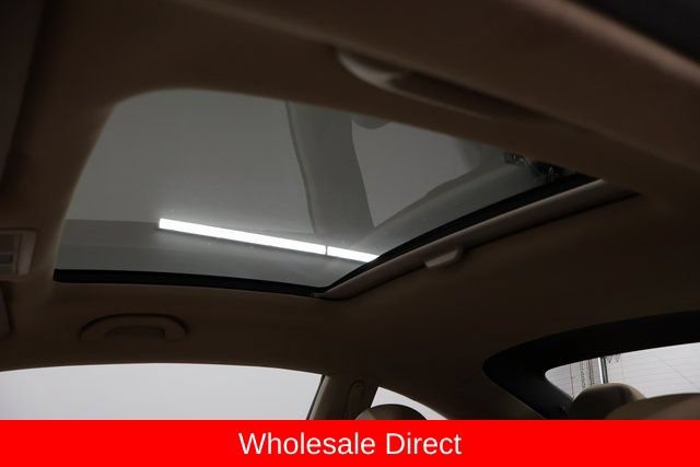 Used 2014 Volkswagen Beetle TDI FWD image 13