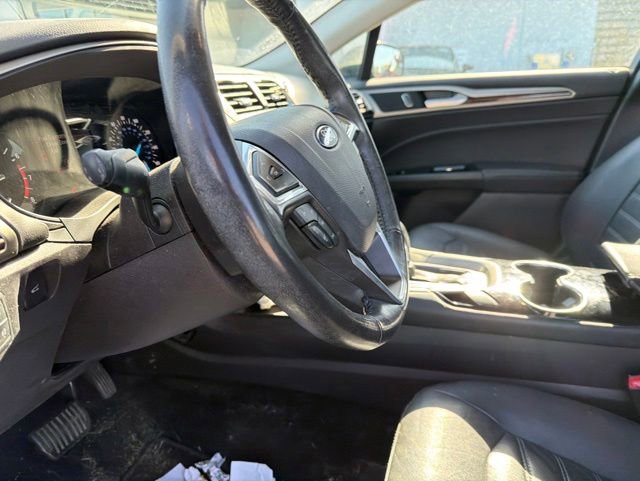 Used 2016 Ford Fusion SE w/ Equipment Group 202A FWD image 26
