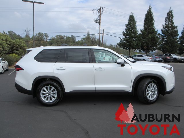 New 2026 Toyota Grand Highlander XLE image 2