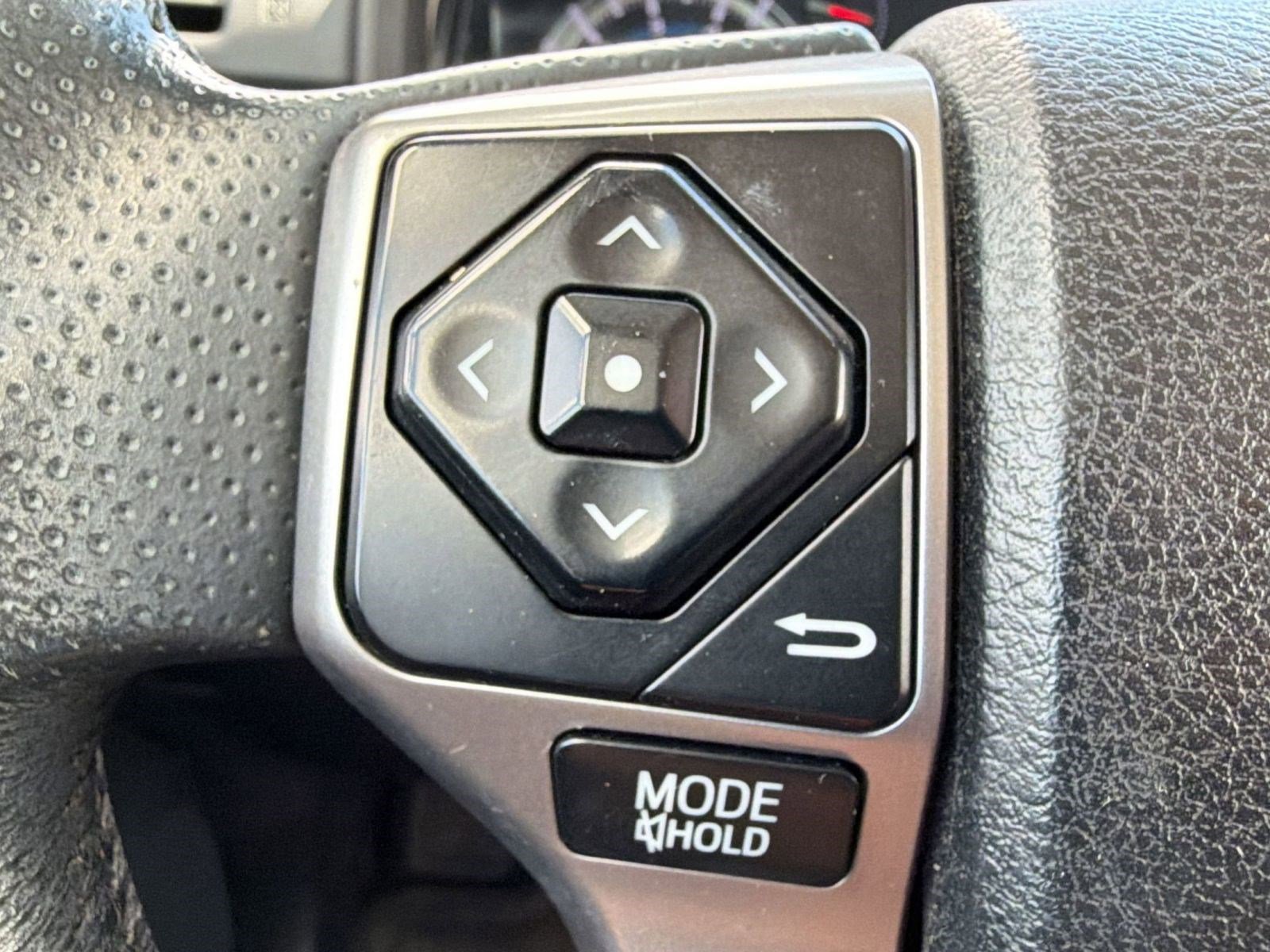 Used 2016 Toyota 4Runner SR5 Premium RWD image 15