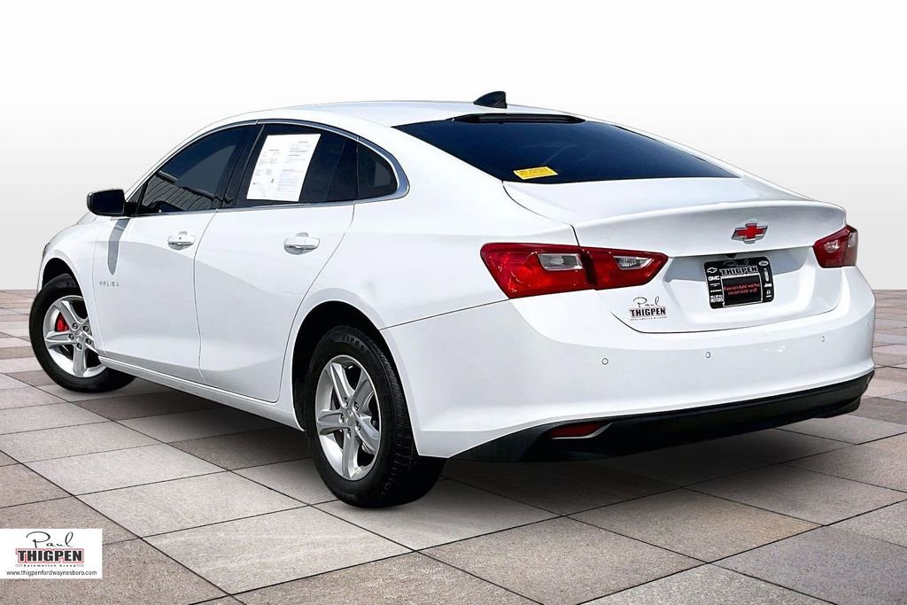 Used 2022 Chevrolet Malibu LS w/ Driver Confidence Package II FWD image 2