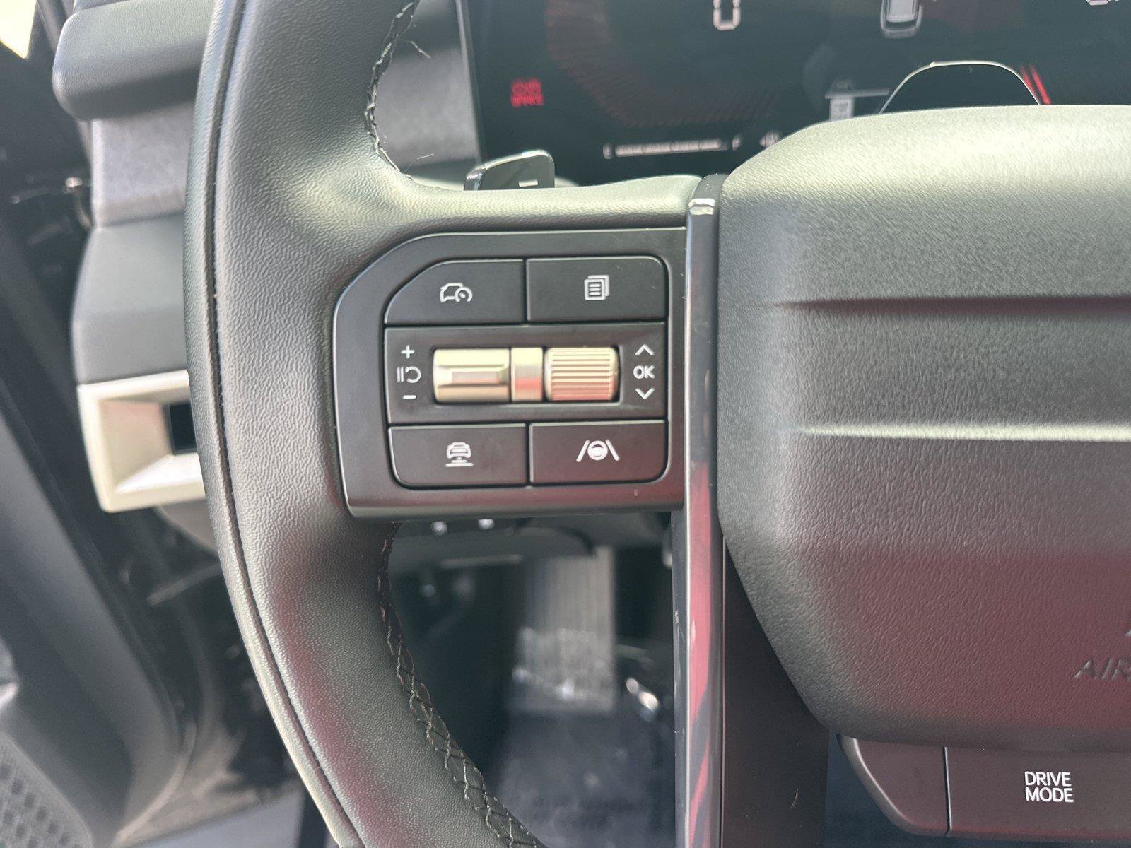 Used 2027 Kia Telluride LX FWD image 11