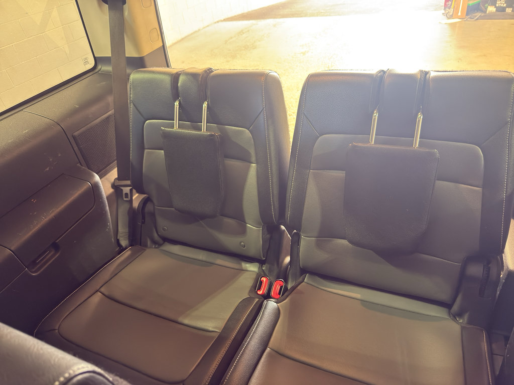Used 2014 Ford Flex Limited w/ Equipment Group 301A FWD image 31