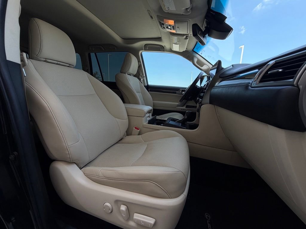 Used 2023 Lexus GX 460 Premium w/ Premium Package AWD/4WD image 26