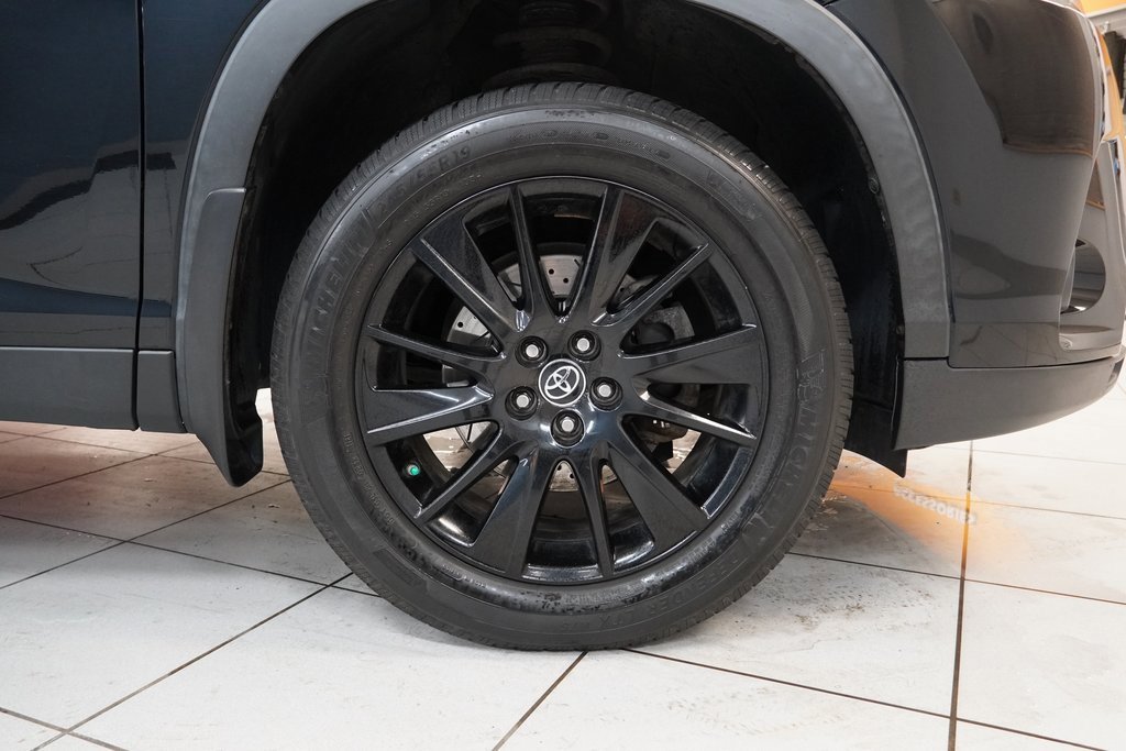 Used 2019 Toyota Highlander SE image 13