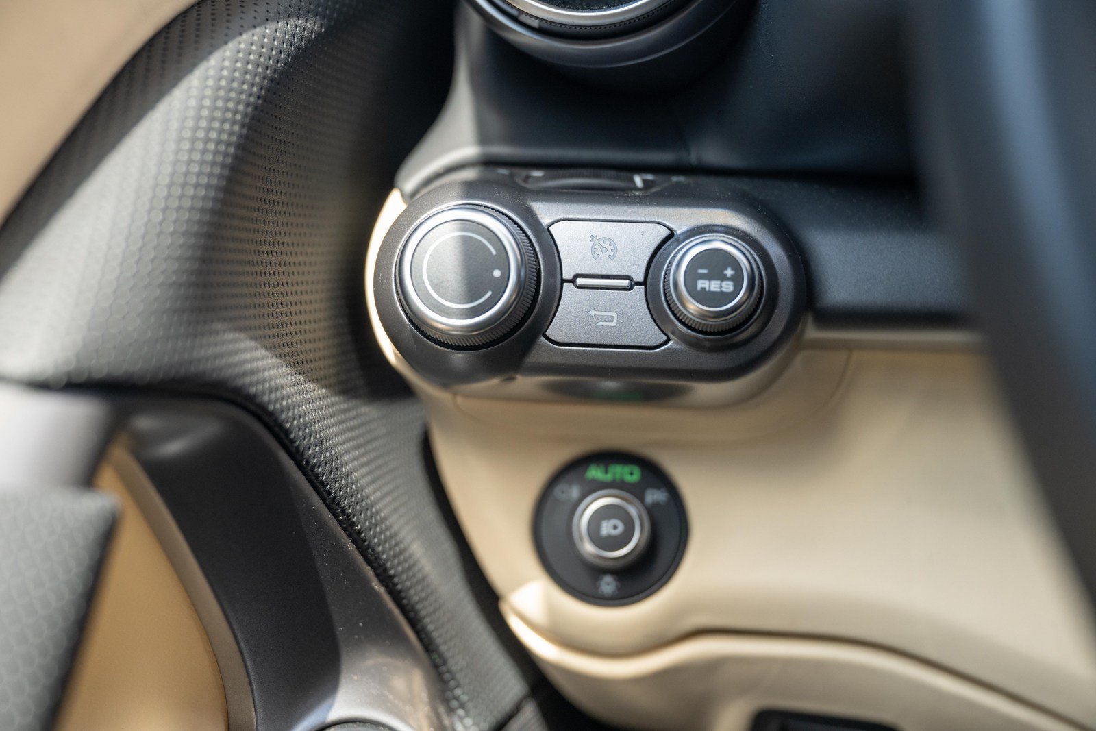 Used 2021 Ferrari 812 GTS RWD image 38