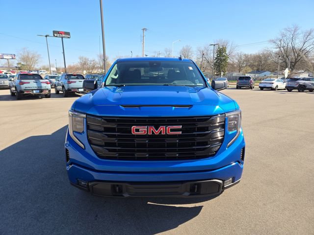 Used 2023 GMC Sierra 1500 Elevation AWD/4WD image 3