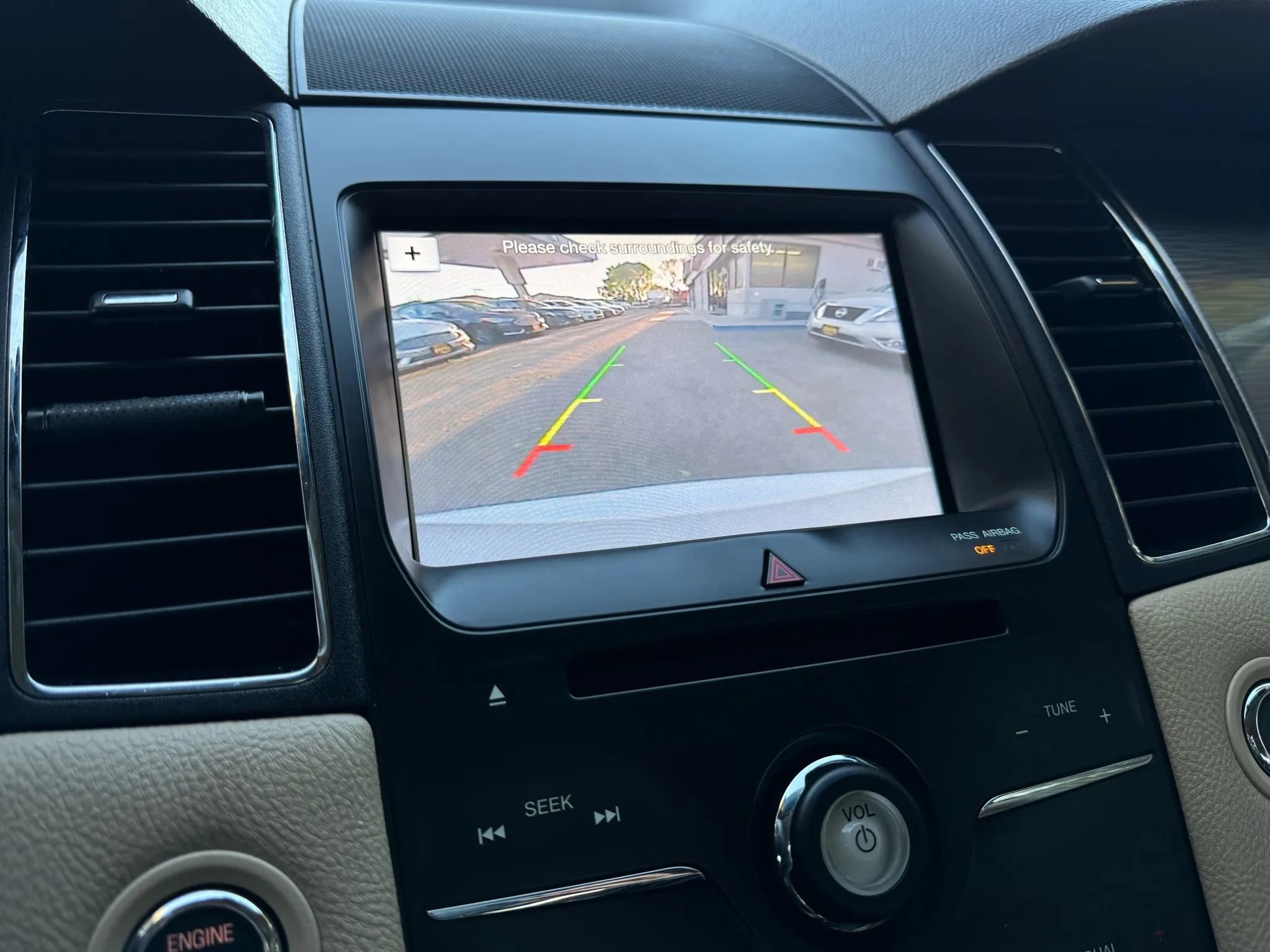 Used 2018 Ford Taurus SEL w/ Equipment Group 201A image 36