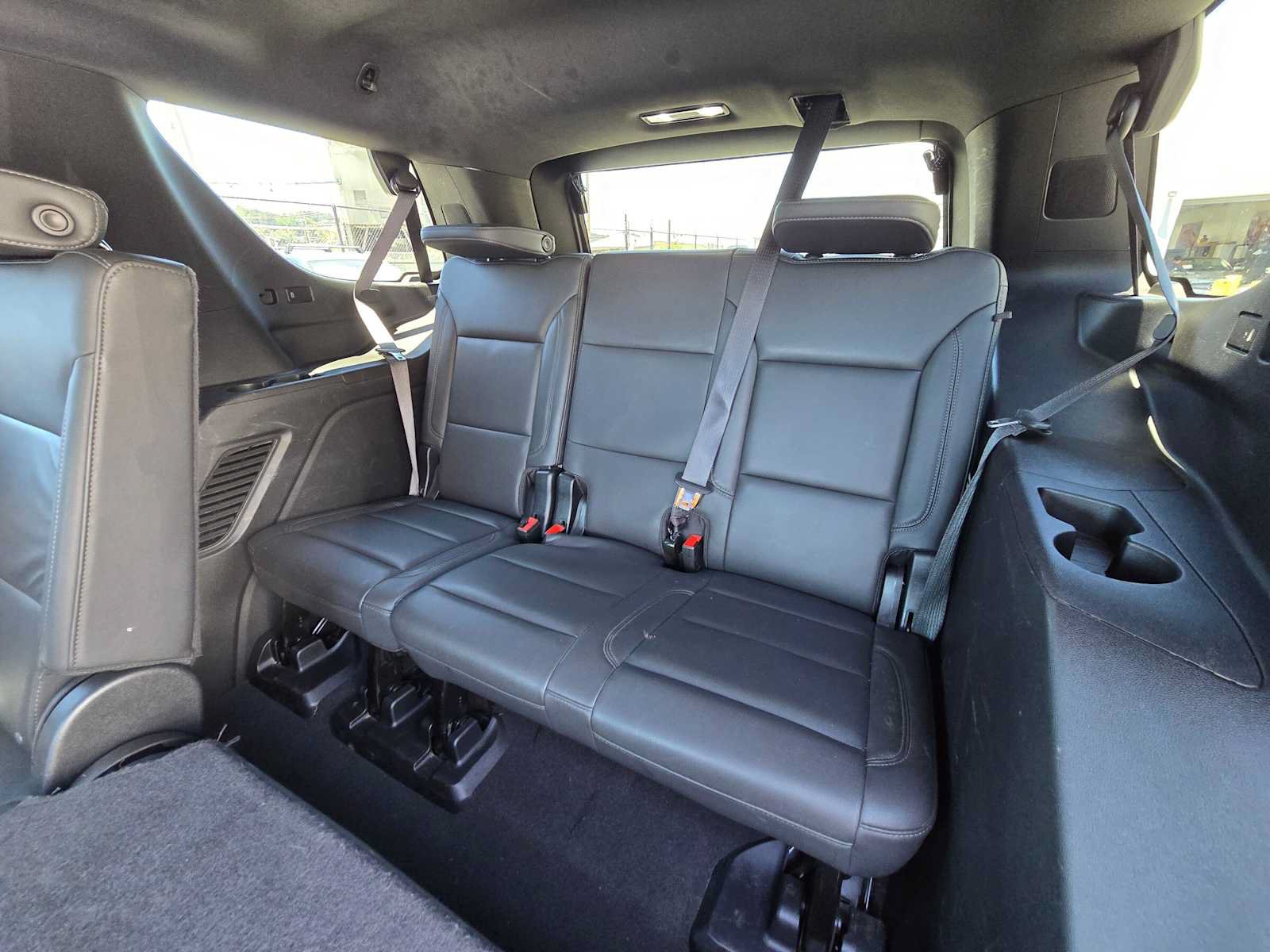 Used 2024 Chevrolet Tahoe LT AWD/4WD image 17