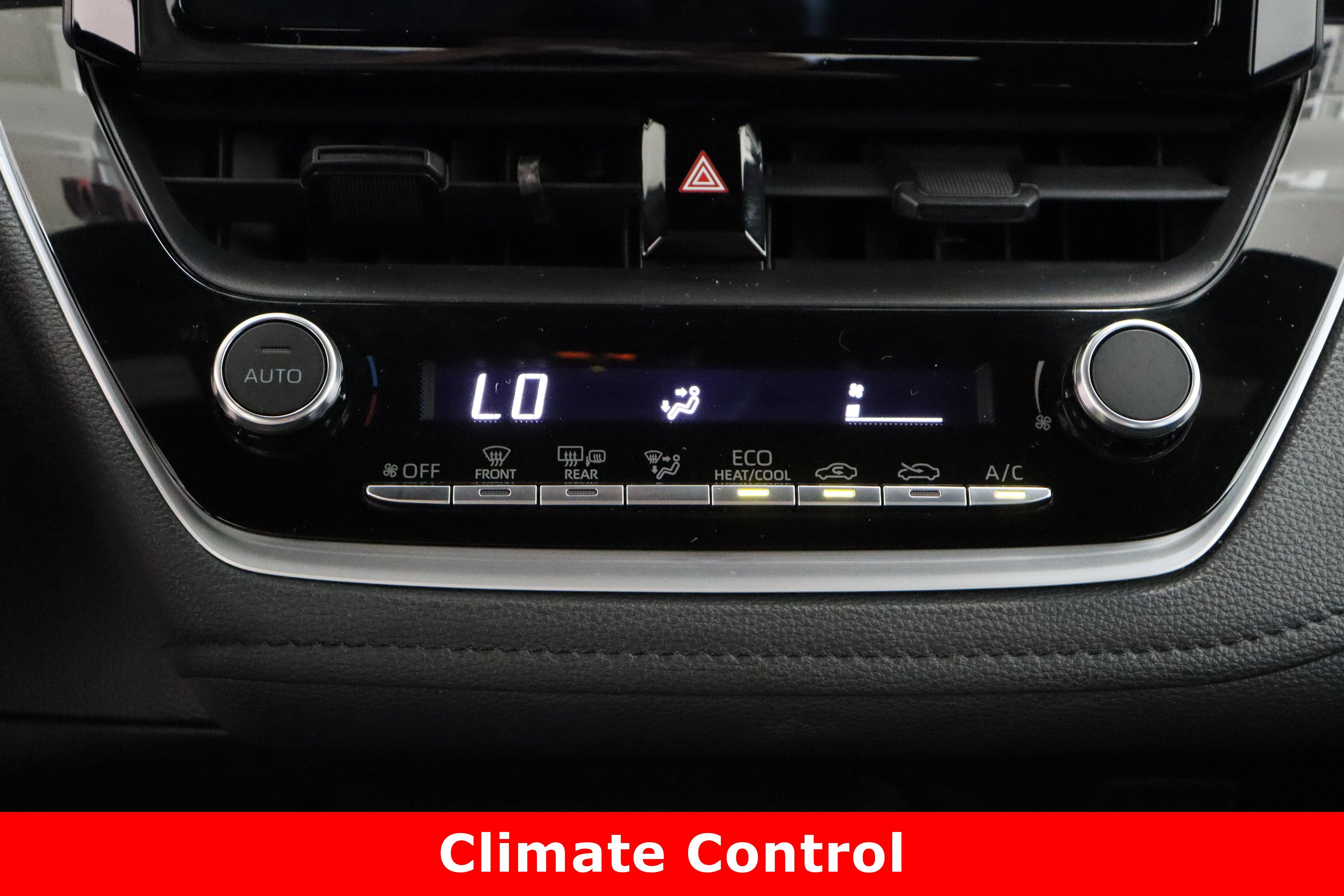 Used 2024 Toyota Corolla SE image 19