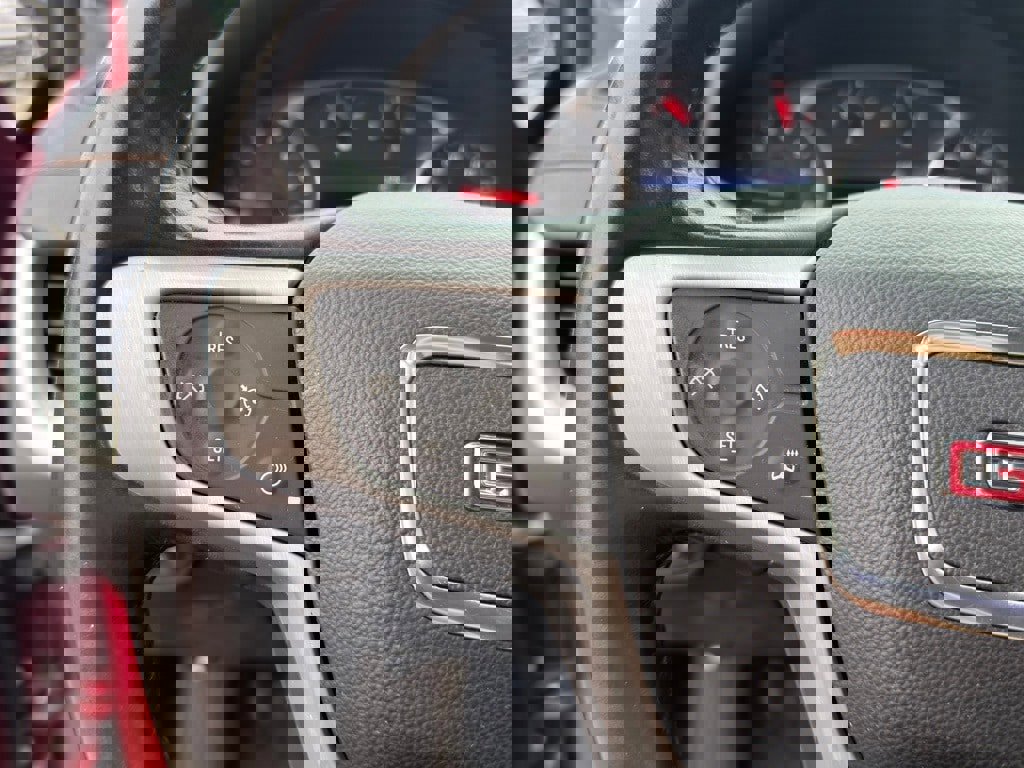 Used 2019 GMC Terrain SLT w/ Preferred Package image 15