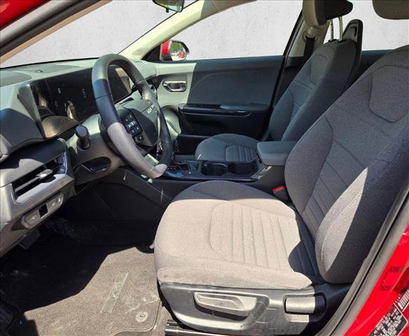 Used 2025 Kia K4 EX FWD image 15