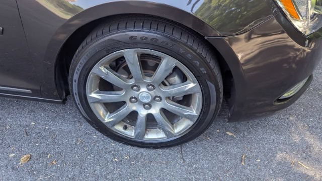 Used 2014 Buick LaCrosse Premium w/ Driver Confidence Package FWD image 11