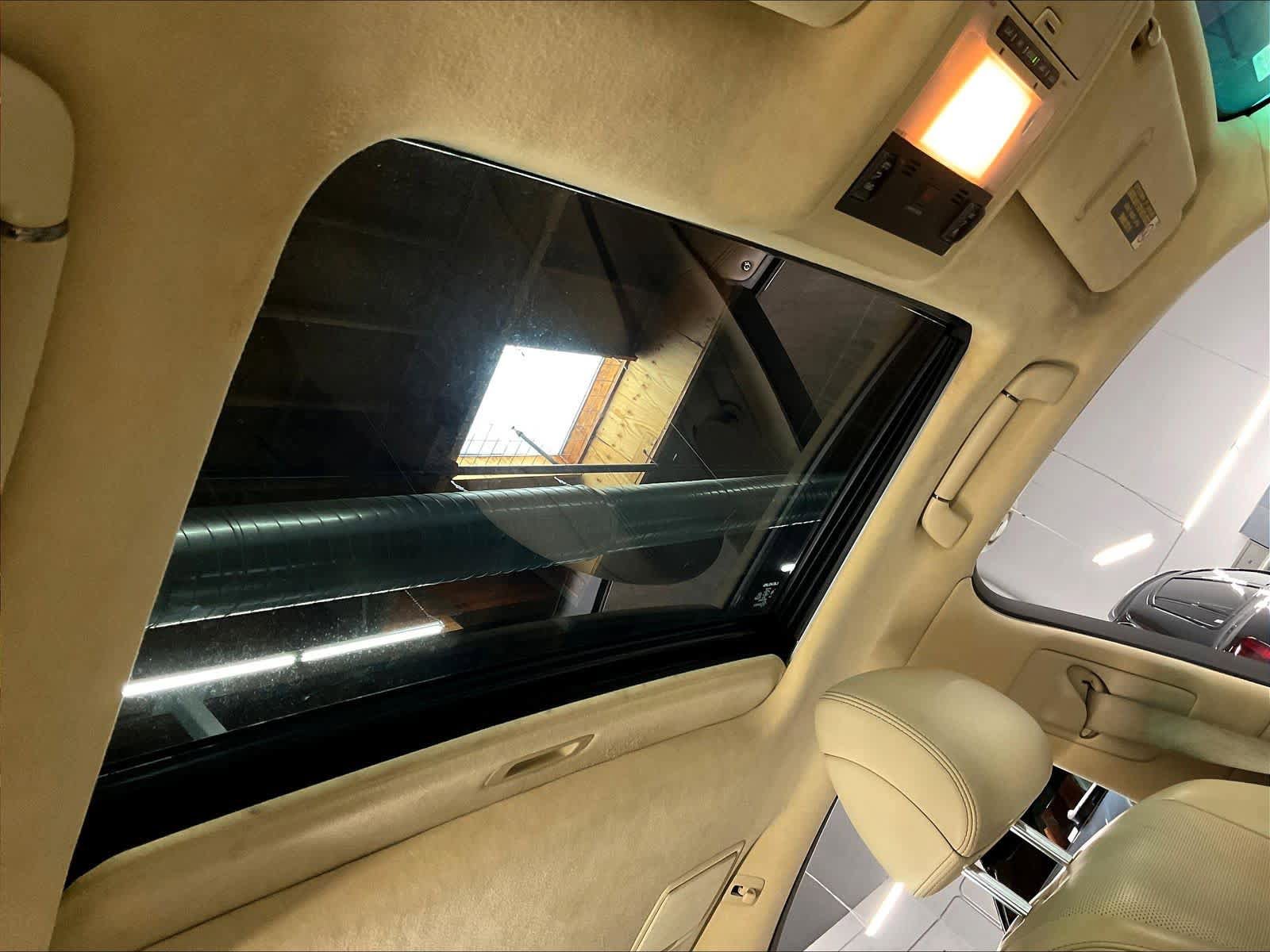 Used 2014 Lexus LS 460 w/ Comfort Package RWD image 24