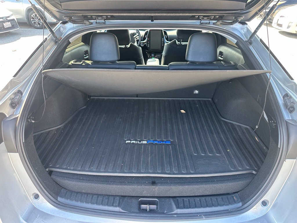 Certified 2019 Toyota Prius Prime Premium FWD image 5