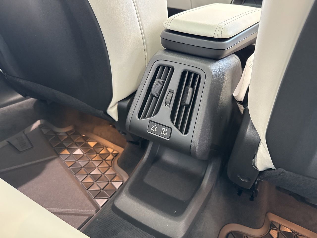 New 2026 BMW X1 xDrive28i image 48