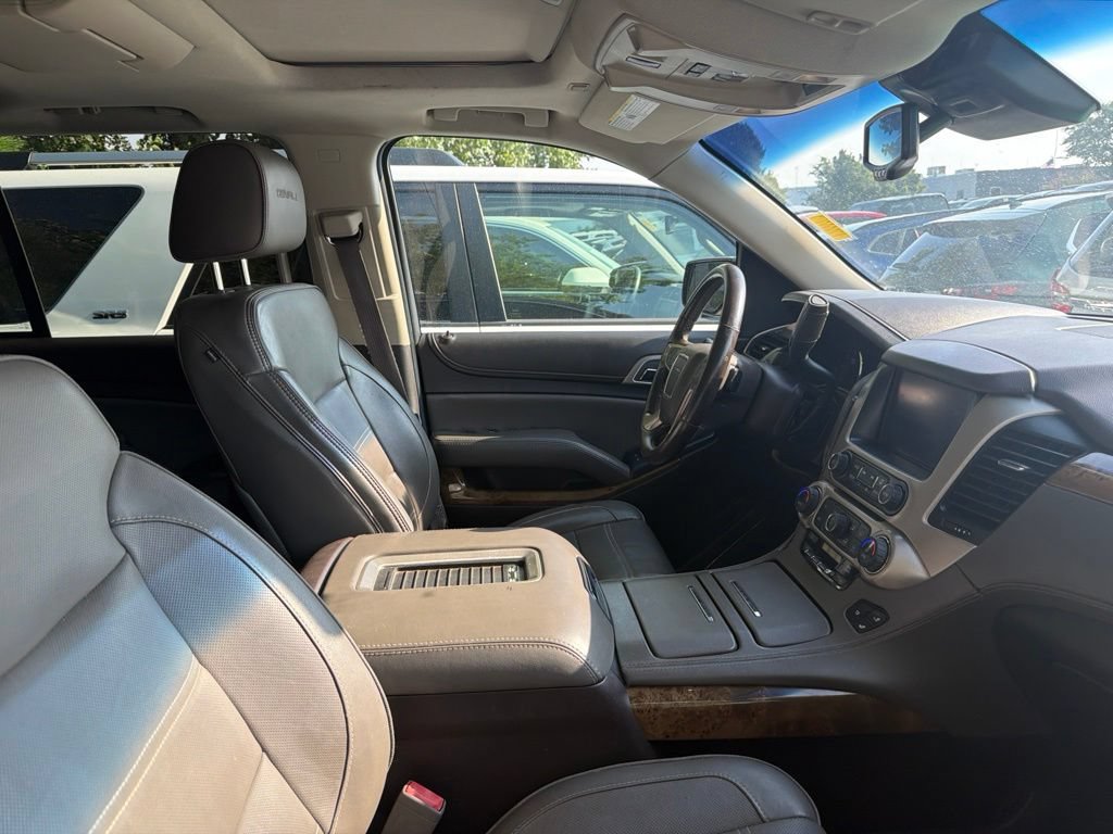 Used 2016 GMC Yukon Denali w/ Open Road Package AWD/4WD image 3