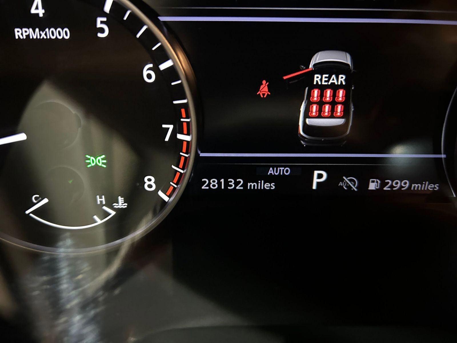 Used 2025 Nissan Pathfinder SV image 43