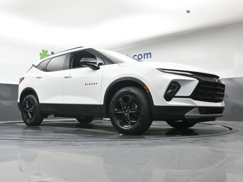 Used 2023 Chevrolet Blazer LT w/ Midnight/Sport Edition AWD/4WD image 26
