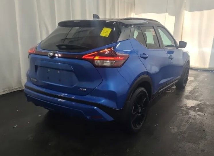 Used 2024 Nissan Kicks SR w/ SR Premium Package FWD image 4