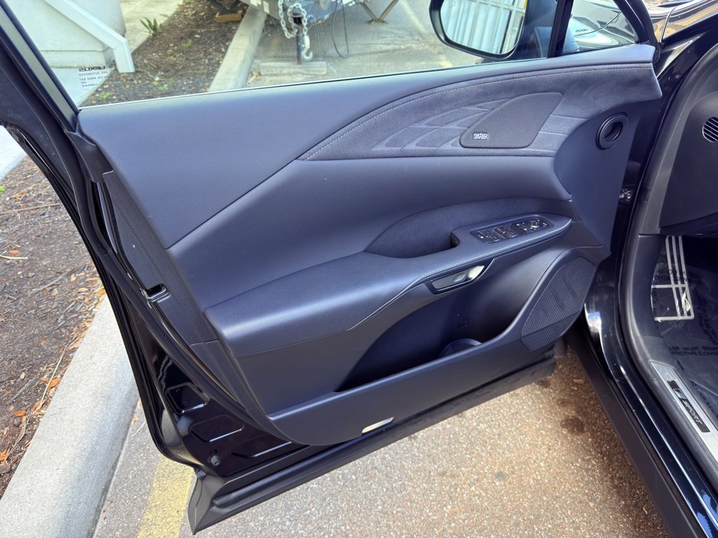 Used 2024 Lexus RX 350 F Sport image 12