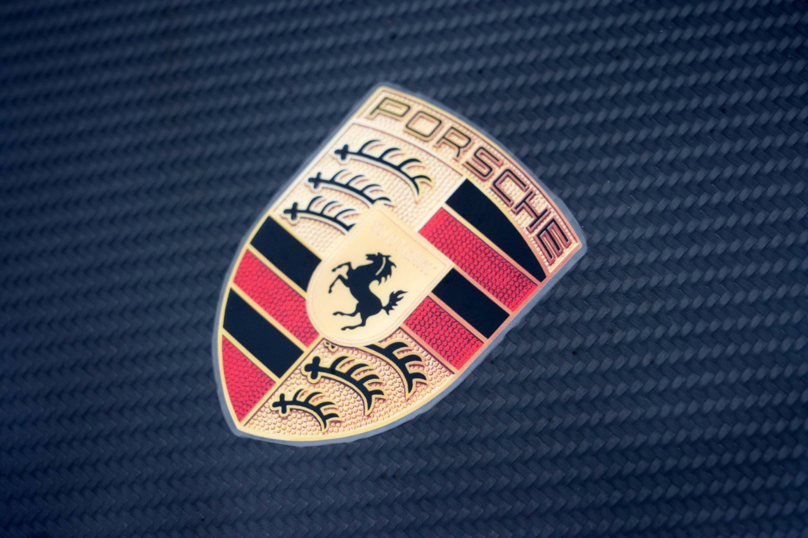 Used 2024 Porsche 718 Cayman GT4 RS w/ Weissach Package RWD image 90