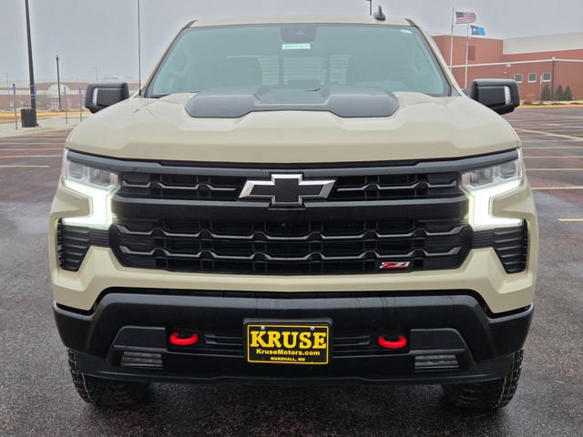 Used 2022 Chevrolet Silverado 1500 LT Trail Boss w/ Convenience Package II image 9