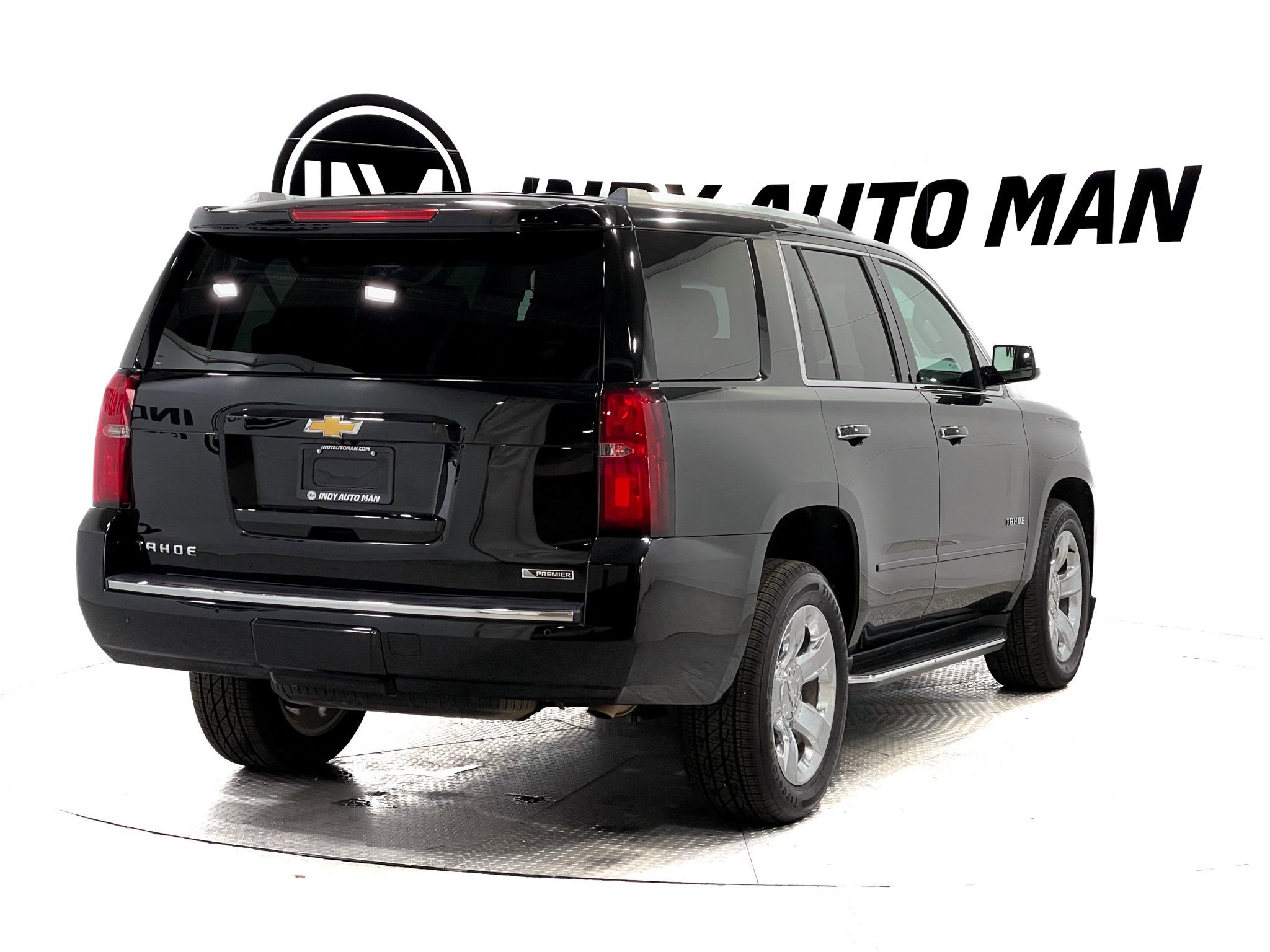 Used 2018 Chevrolet Tahoe Premier AWD/4WD image 4
