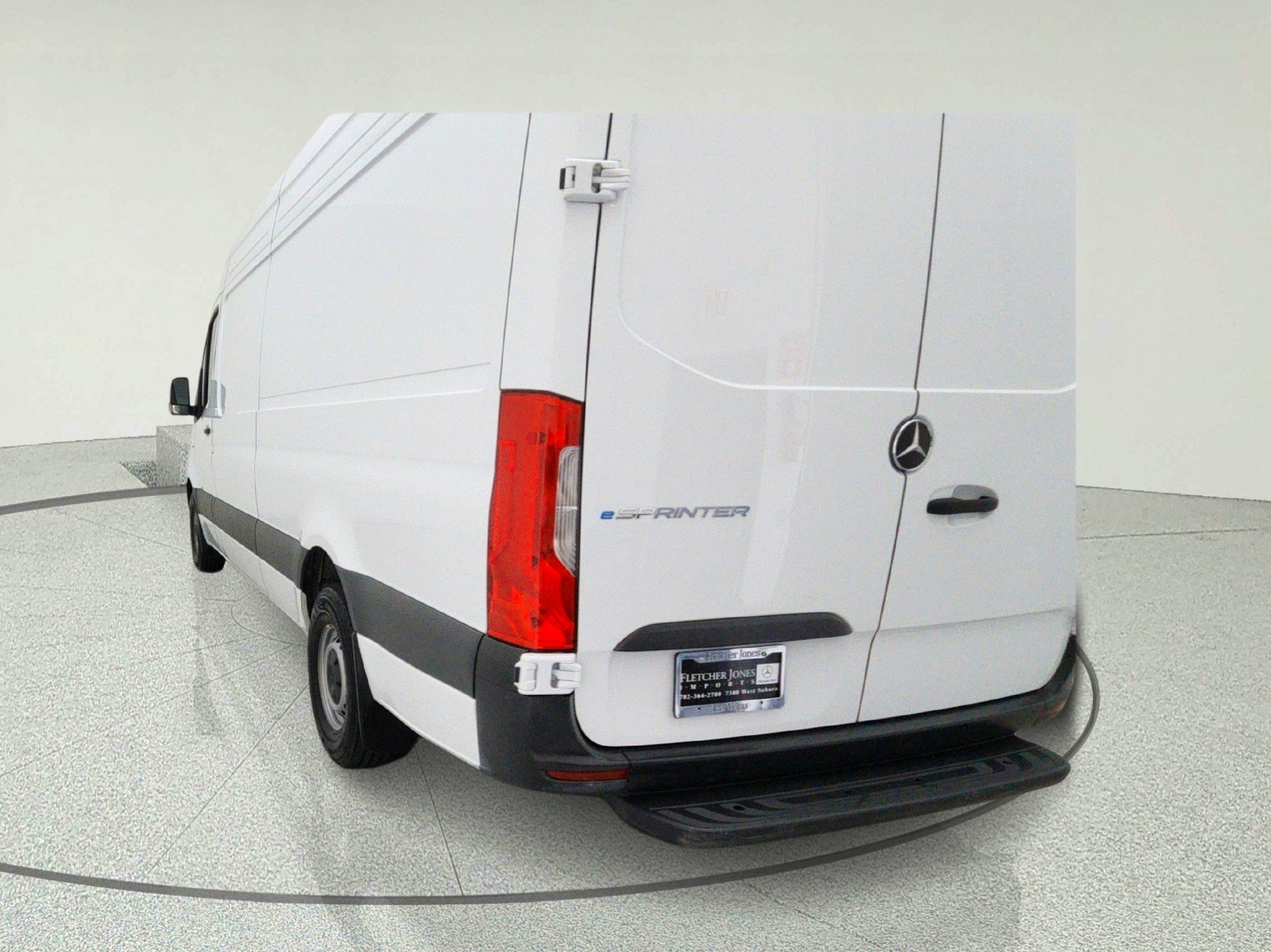 Used 2024 Mercedes-Benz eSprinter 170 Cargo image 11
