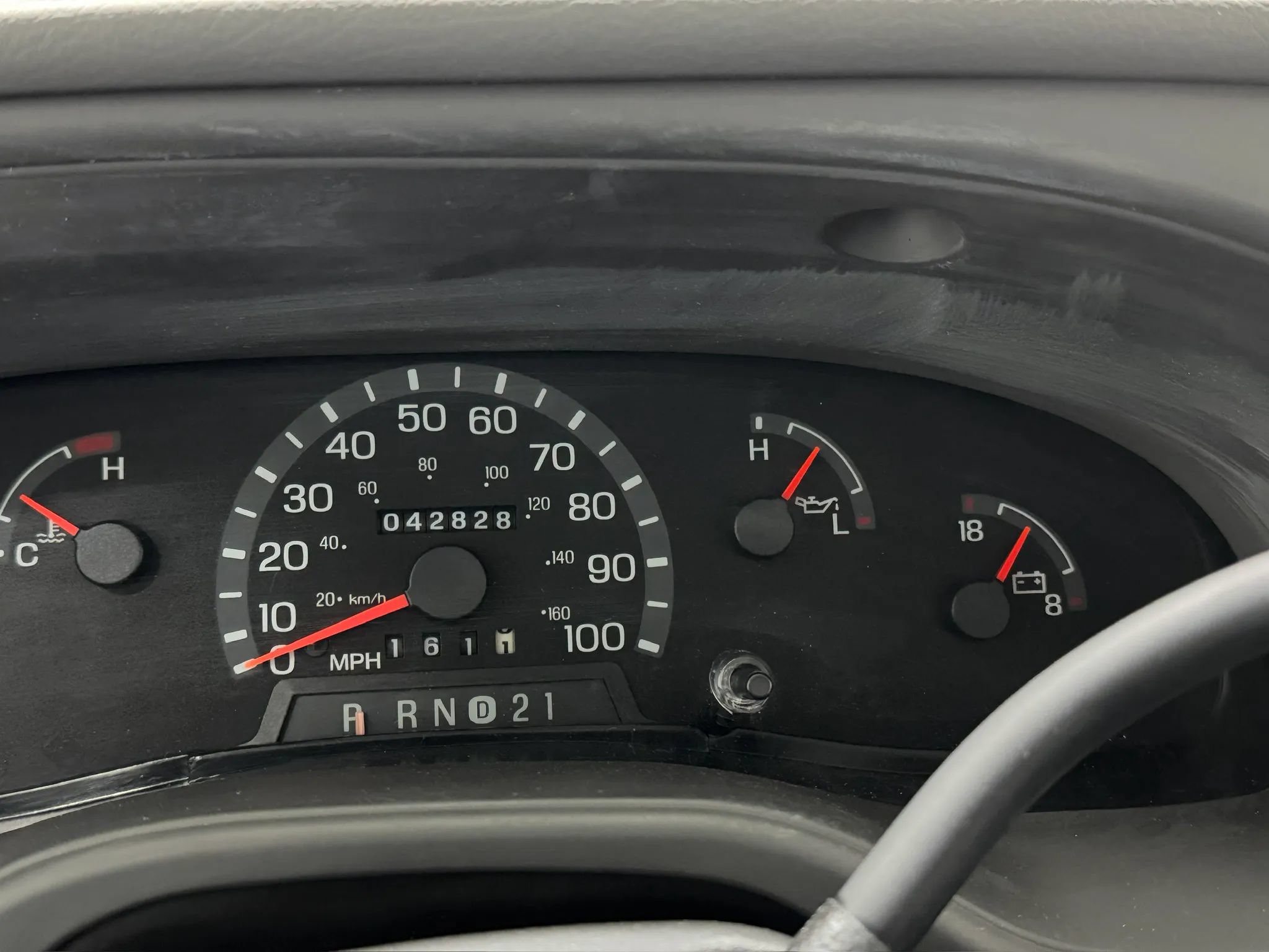Used 2003 Ford E-350 and Econoline 350 XL RWD image 76
