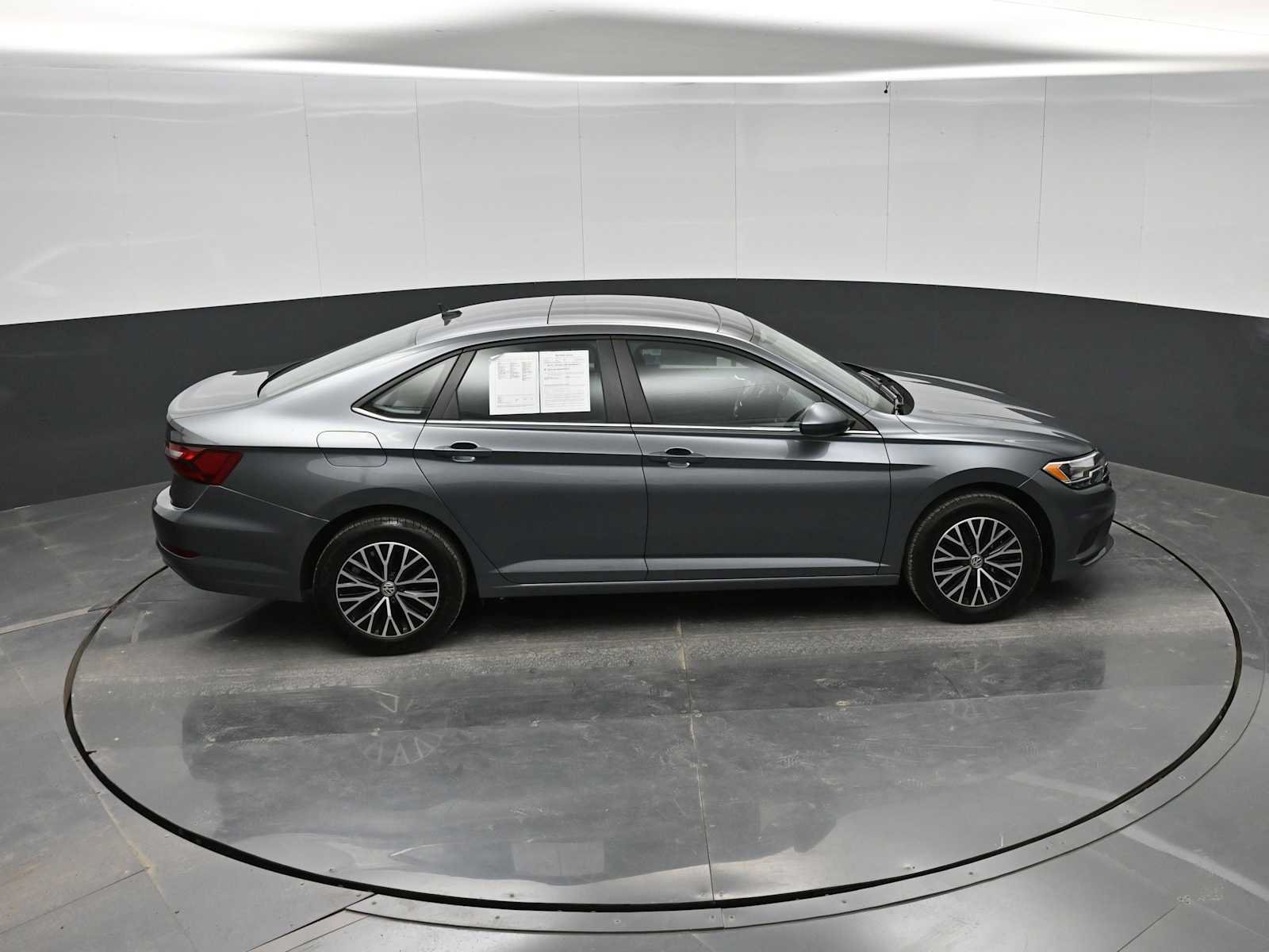 Used 2021 Volkswagen Jetta SE FWD image 33