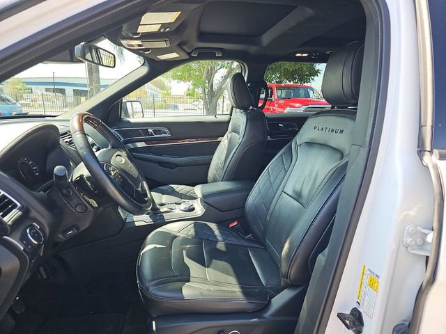Used 2018 Ford Explorer Platinum AWD/4WD image 5