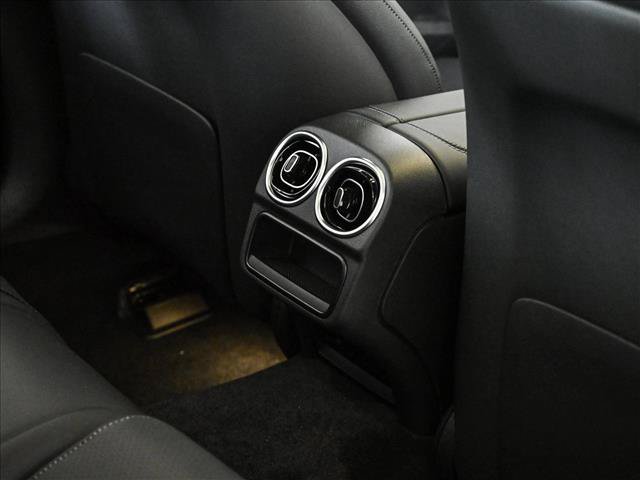 New 2026 Mercedes-Benz C 300 4MATIC Sedan image 21