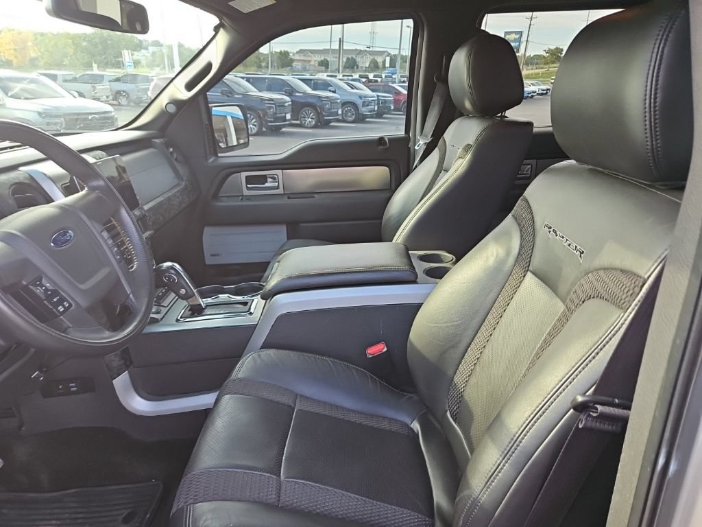 Used 2014 Ford F150 Raptor w/ Equipment Group 801A Luxury AWD/4WD image 21