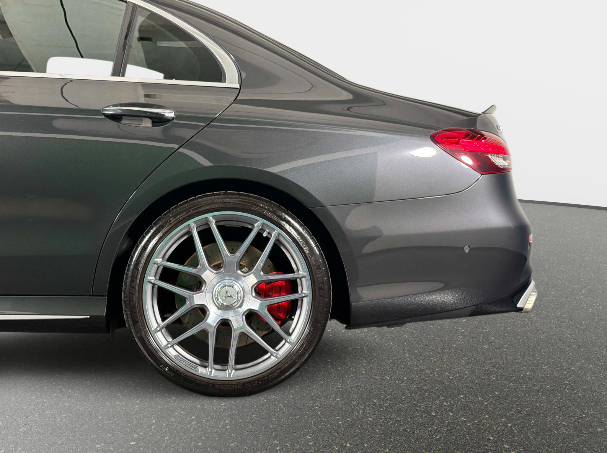 Used 2023 Mercedes-Benz E 63 AMG S image 13