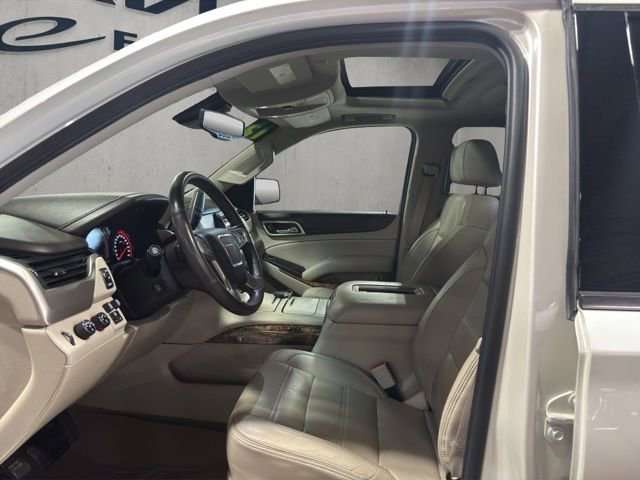 Used 2015 GMC Yukon Denali w/ Open Road Package AWD/4WD image 9