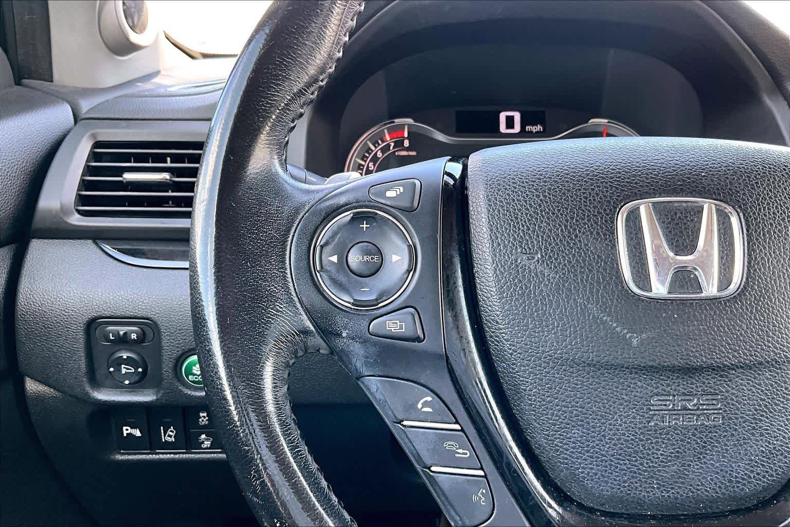 Used 2016 Honda Pilot Touring image 24